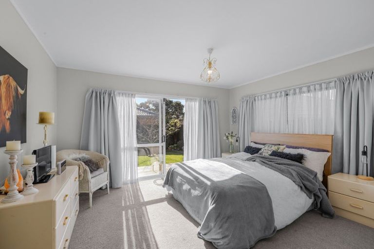 Photo of property in 3b Mcgowan Place, Orewa, 0931