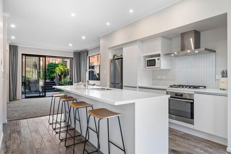 Photo of property in 4 Kapia Road, Westgate, Auckland, 0614