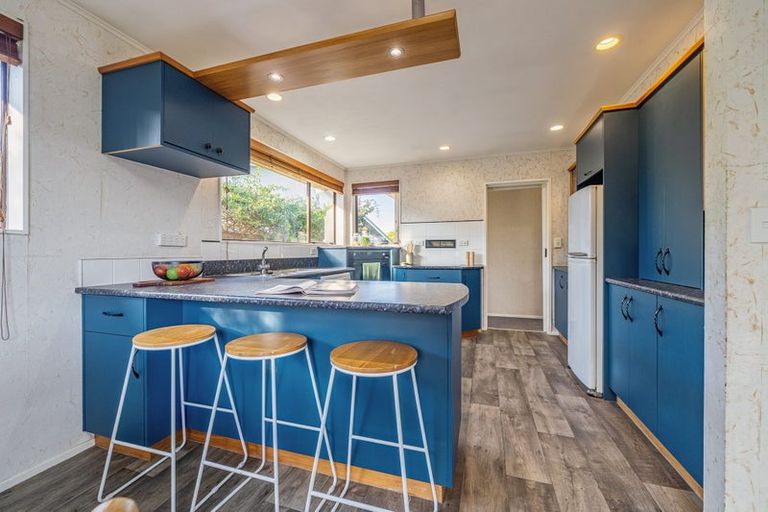 Photo of property in 2 Anchor Lane, Whitby, Porirua, 5024