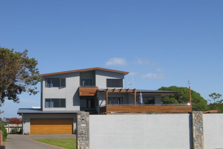 Photo of property in 408a Oceanbeach Road, Mount Maunganui, 3116