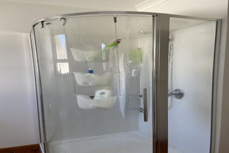 Photo of property in 4 Chorley Grove, Churton Park, Wellington, 6037