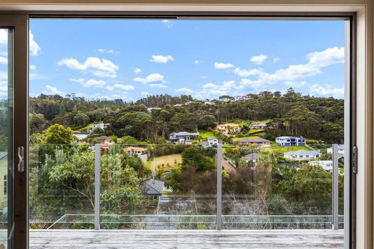 Photo of property in 26 Hawaiian Parade, Arkles Bay, Whangaparaoa, 0932