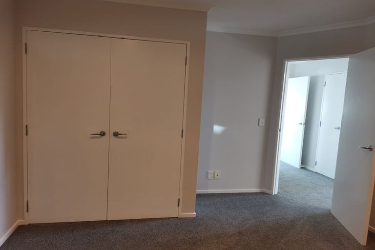 Photo of property in Miramar Villas, 3u5 Byron Street, Miramar, Wellington, 6022