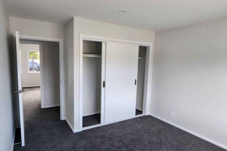Photo of property in 17 Rewarewa Way, Timberlea, Upper Hutt, 5018
