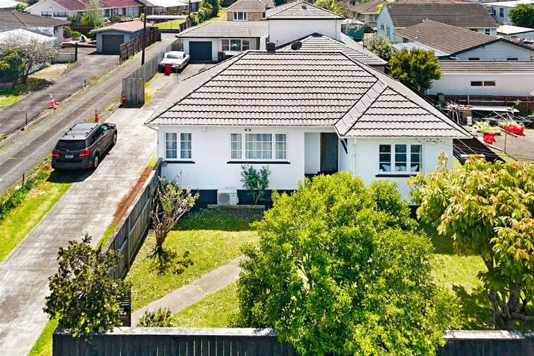 Photo of property in 1/5 Hill Road, Papatoetoe, Auckland, 2025