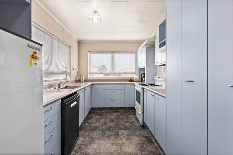 Photo of property in 2 Banff Place, Tamatea, Napier, 4112