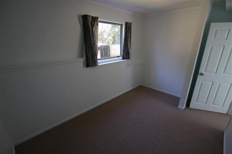 Photo of property in 15 Katrina Place, Massey, Auckland, 0614