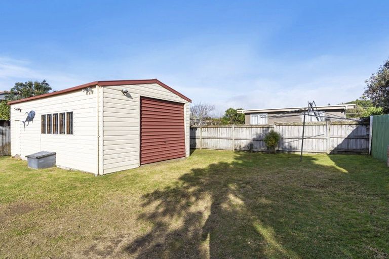 Photo of property in 309 Linton Crescent, Whangamata, 3620