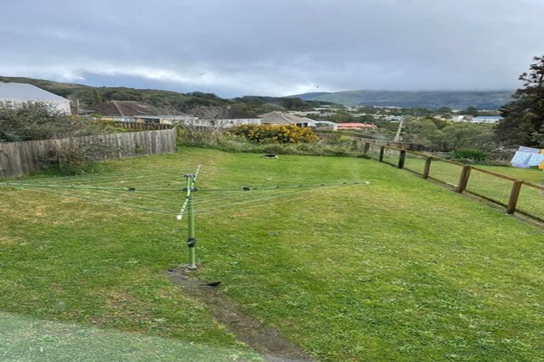 Photo of property in 26-28 Bedford Street, Cannons Creek, Porirua, 5024