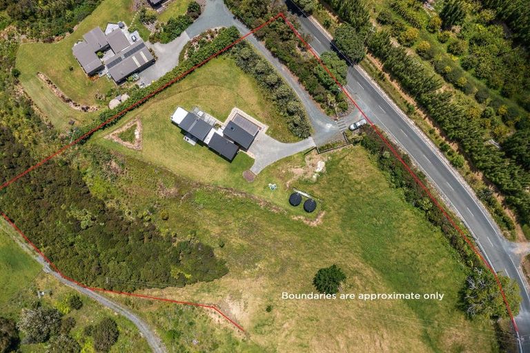 Photo of property in 241 Whitmore Road, Tawharanui Peninsula, Warkworth, 0986