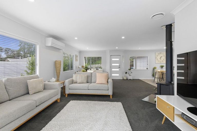 Photo of property in 31a Forest Road, Pinehaven, Upper Hutt, 5019