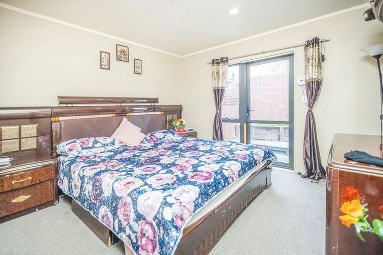 Photo of property in 74 Malaspina Place, Papatoetoe, Auckland, 2025
