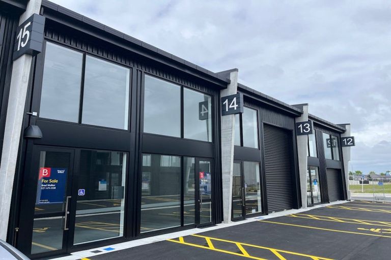 Photo of property in 55 Whati Lane, Henderson, Auckland, 0612