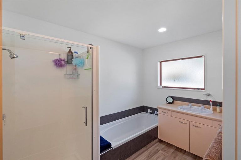 Photo of property in 8 Katherine Place, Bellevue, Tauranga, 3110