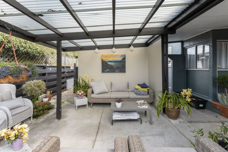 Photo of property in 99 Avondale Road, Greenmeadows, Napier, 4112