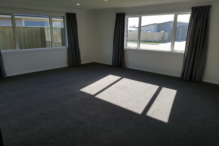 Photo of property in 6 Hickmott Street, Rangiora, 7400