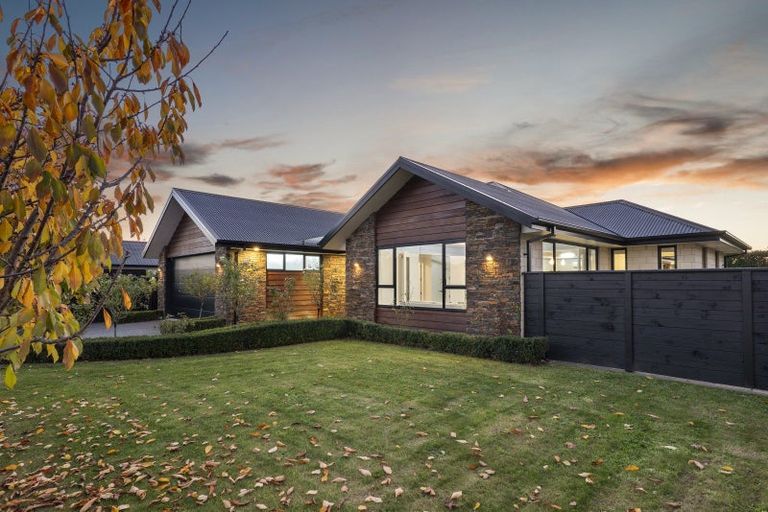Photo of property in 44 Bronco Drive, Aidanfield, Christchurch, 8025