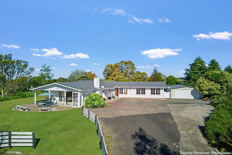 Photo of property in 36 Longview Road, Poraiti, Napier, 4182