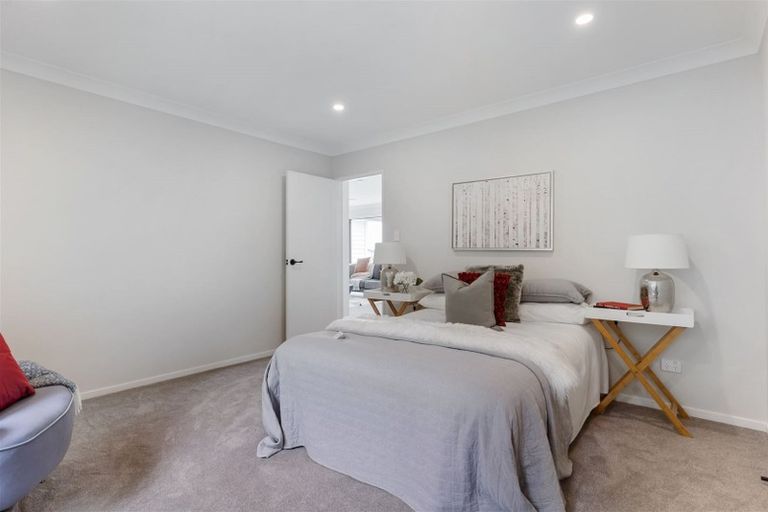 Photo of property in 44 Drumbuoy Drive, Flat Bush, Auckland, 2019