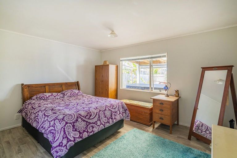 Photo of property in 230 Matarangi Drive, Matarangi, Whitianga, 3592