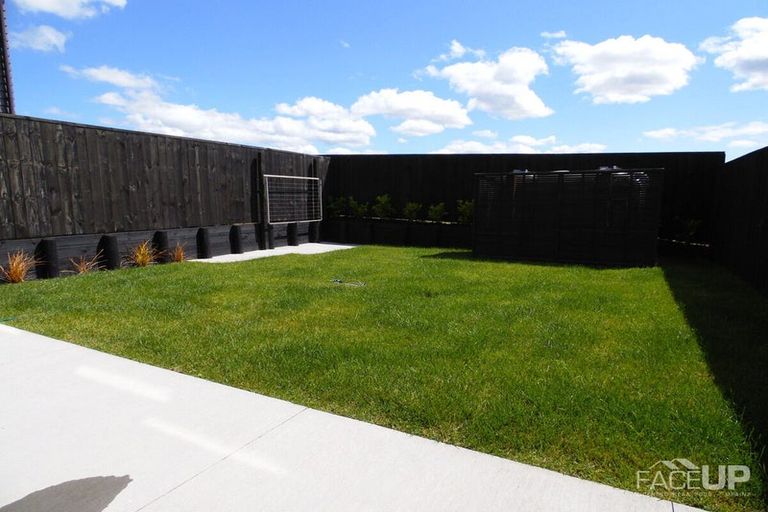 Photo of property in 11 Te Aho Matua Road, Hobsonville, Auckland, 0616