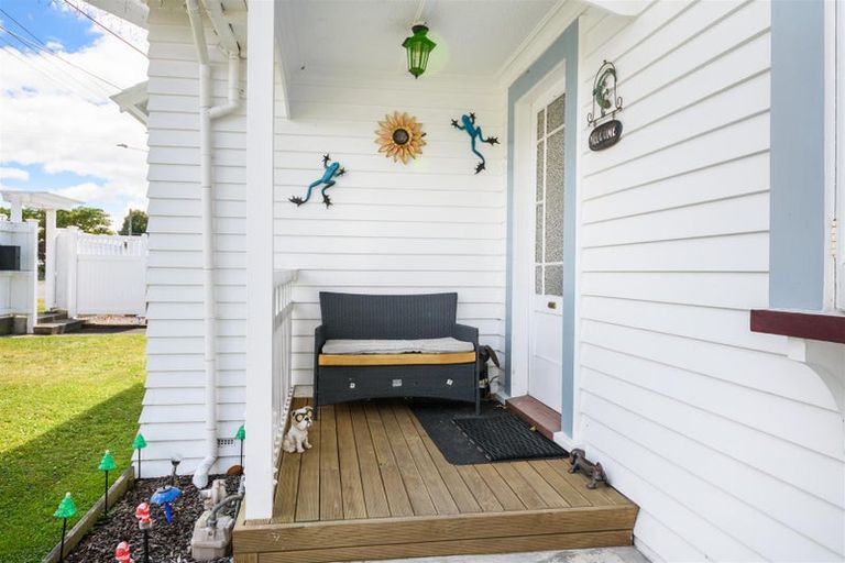 Photo of property in 9 Maunder Street, Marton, 4710