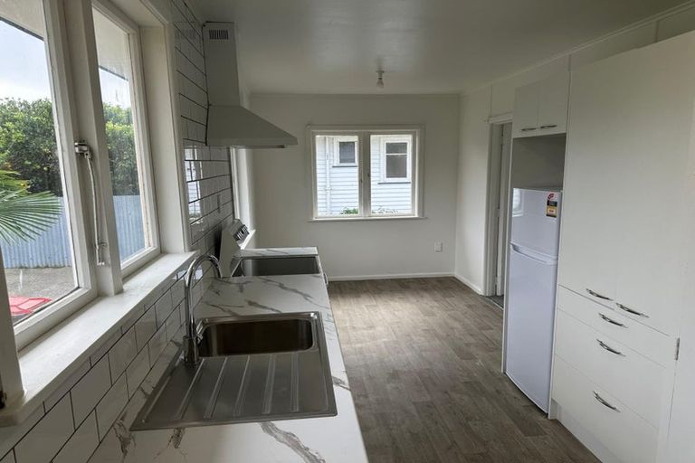 Photo of property in 79 Bledisloe Road, Maraenui, Napier, 4110