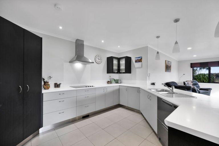Photo of property in 270 Smart Road, Hillsborough, New Plymouth, 4372