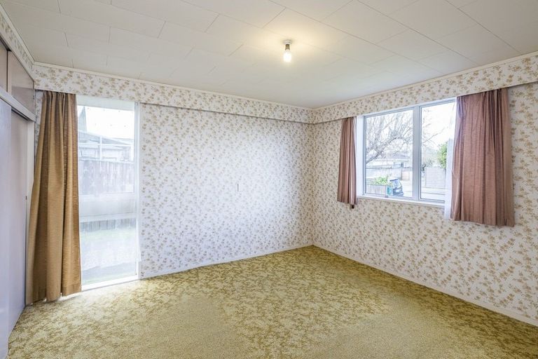 Photo of property in 69 Gray Avenue, Paraparaumu Beach, Paraparaumu, 5032