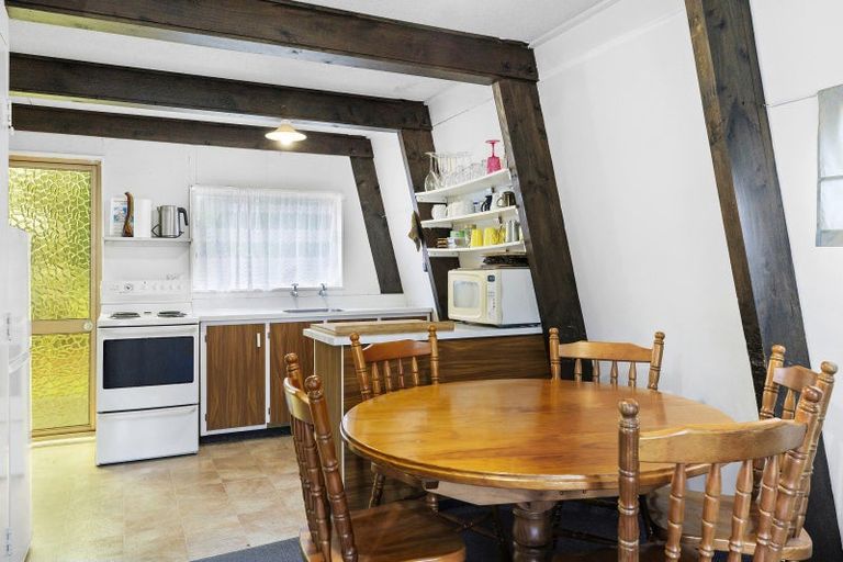 Photo of property in 11 Ngatau Street, Omori, Turangi, 3381