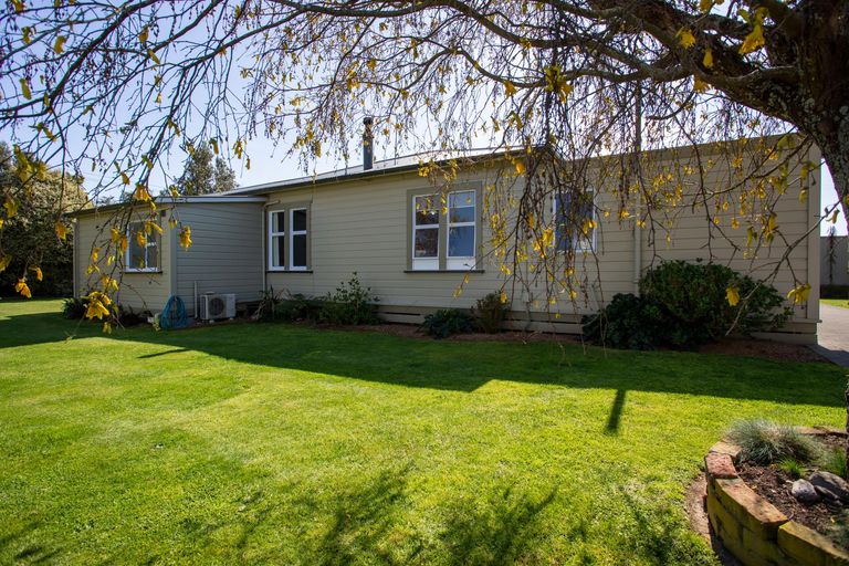 Photo of property in 103 Lincoln Road, Carterton, 5713