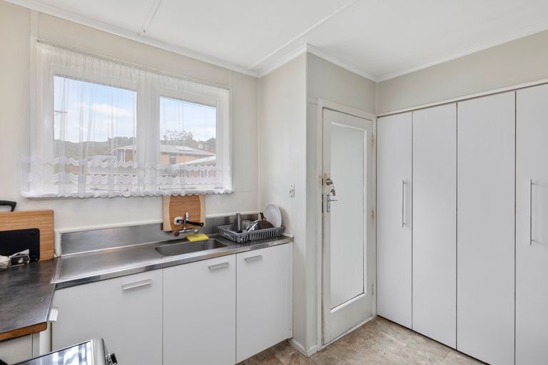 Photo of property in 1033 Fergusson Drive, Clouston Park, Upper Hutt, 5018