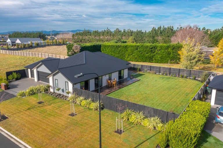 Photo of property in 4 Kingsdowne Drive, West Melton, 7618