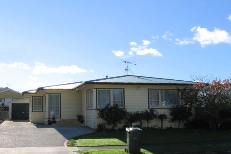 Photo of property in 6 Karamea Grove, Wainuiomata, Lower Hutt, 5014