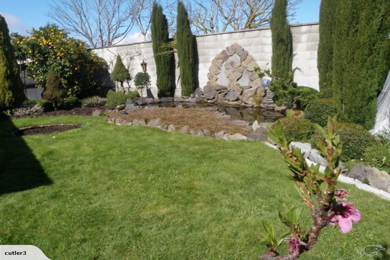 Photo of property in 2/52 Lochee Road, Upper Riccarton, Christchurch, 8041