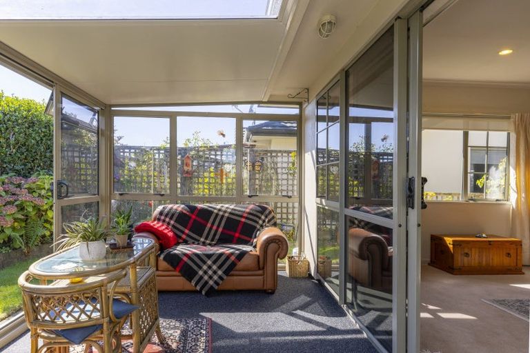 Photo of property in 4 Lakeridge Close, Rangatira Park, Taupo, 3330