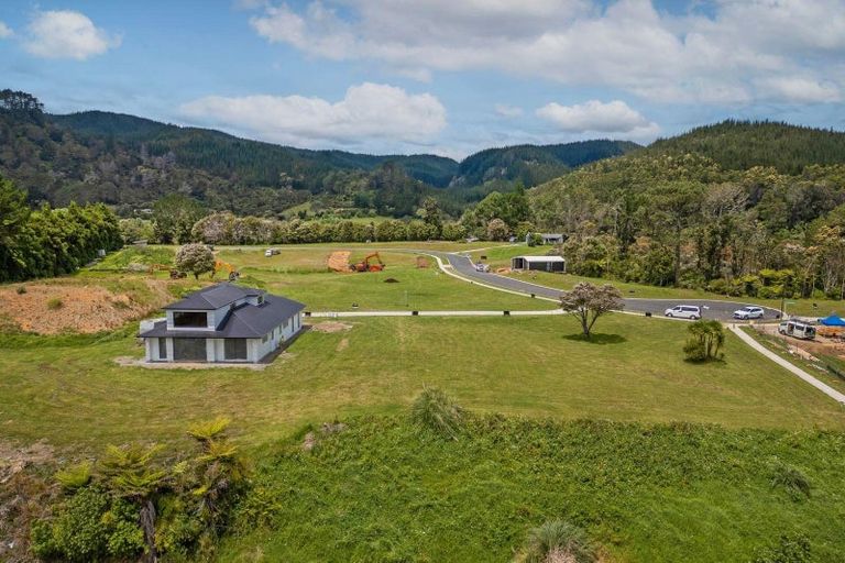 Photo of property in 26 North Ridge Drive, Pauanui, 3579