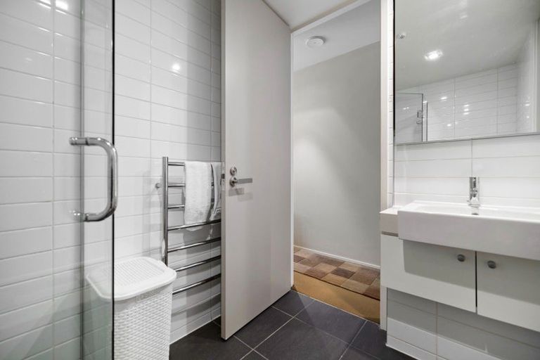 Photo of property in The Beeches Apartments, 9/60 Hallenstein Street, Queenstown, 9300