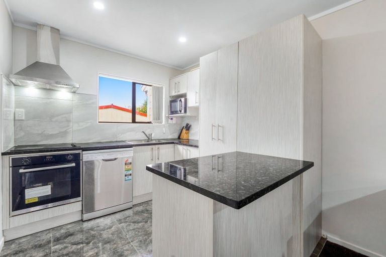 Photo of property in 3/80 Marne Road, Papakura, 2110