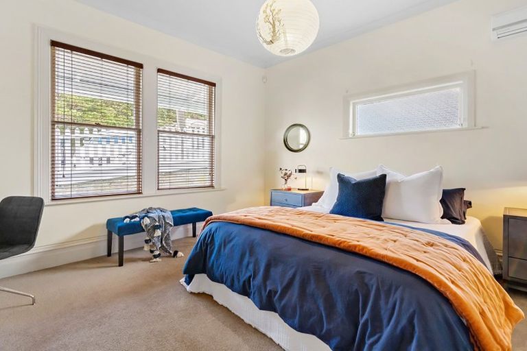 Photo of property in 38 Todman Street, Brooklyn, Wellington, 6021