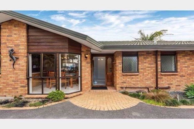 Photo of property in 37 Third View Avenue, Beachlands, Auckland, 2018