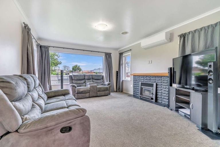 Photo of property in 1 Riverside Drive, Whakatane, 3120