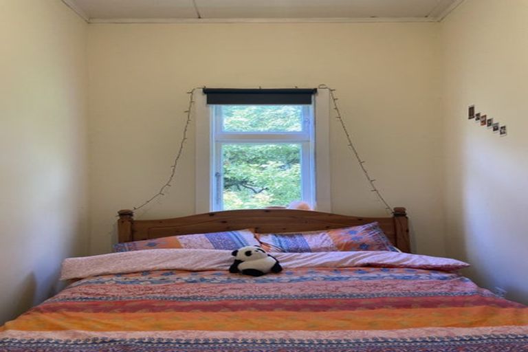 Photo of property in 164 Glenmore Street, Northland, Wellington, 6012