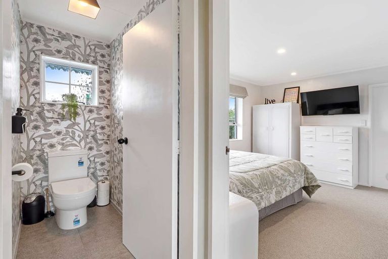 Photo of property in 33 Victoria Street, Foxton, 4814