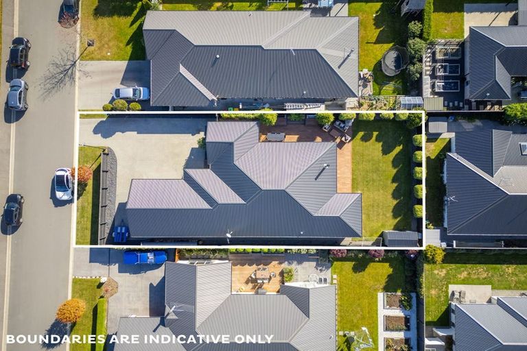 Photo of property in 6 Elgin Place, Prebbleton, 7604