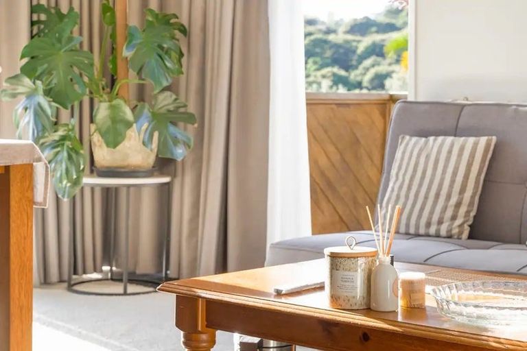 Photo of property in 53 Spinella Drive, Bayview, Auckland, 0629