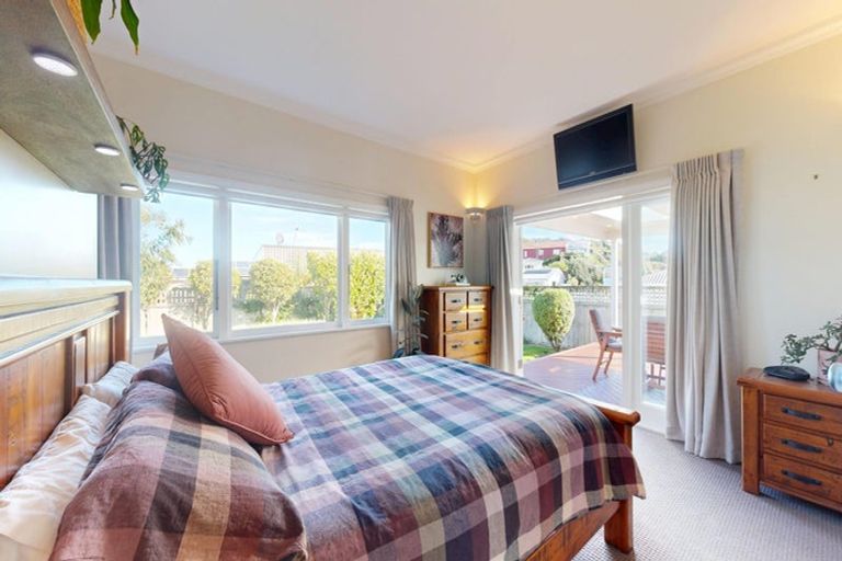 Photo of property in 205 Barnard Street, Wadestown, Wellington, 6012