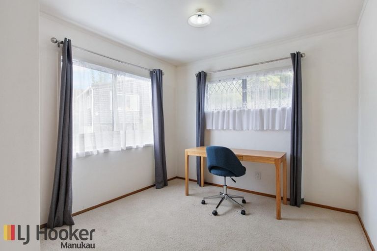 Photo of property in 1/52 Haseler Crescent, Howick, Auckland, 2014