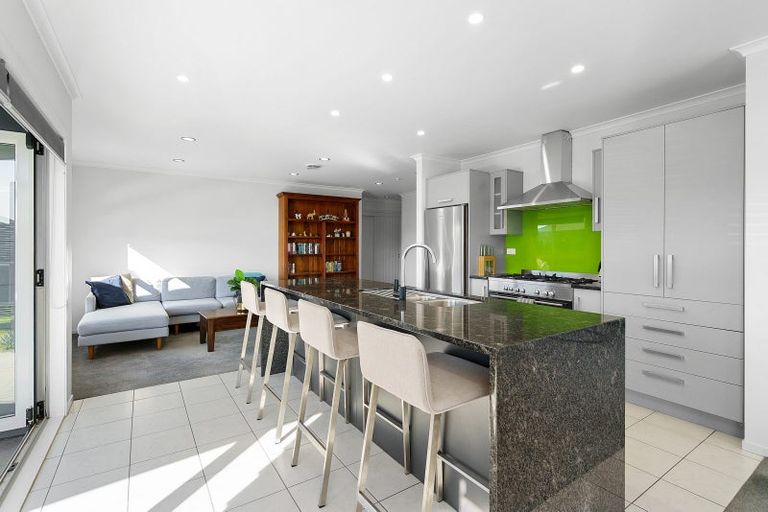 Photo of property in 18 Tulip Drive, Cambridge, 3434