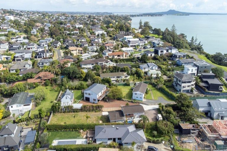 Photo of property in 75 Marine Parade, Mellons Bay, Auckland, 2014